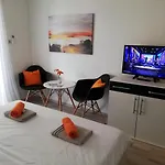 House Kapetanovic 3* Palit