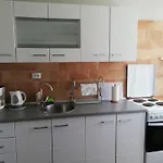 House Kapetanovic Πανσιόν Palit