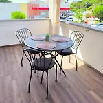 Guest house House Kapetanovic 3*