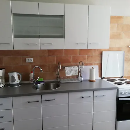 House Kapetanovic Gæstehus Palit