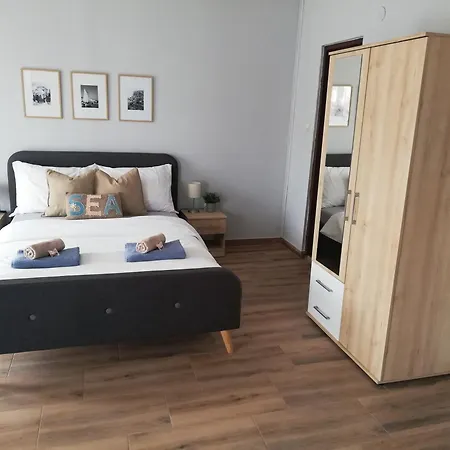 House Kapetanovic Gæstehus Palit