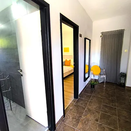 Pensión House Kapetanovic