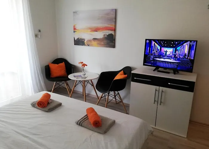 House Kapetanovic 3* Palit