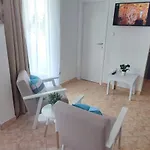House Kapetanovic Affittacamere Palit