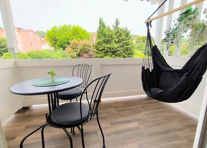 House Kapetanovic Vendégház Palit