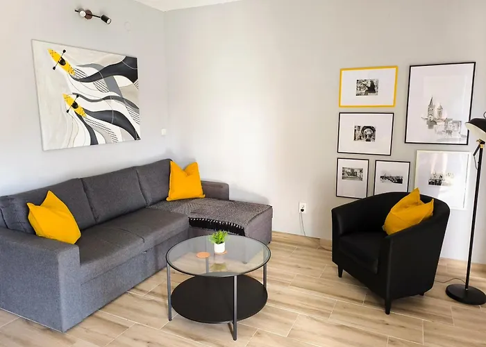 House Kapetanovic 3* Palit